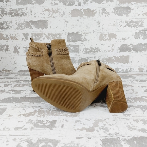 Michael by Michael Shannon Miley Women’s Tan Suede Ankle Boots T495 - Picture 5 of 10